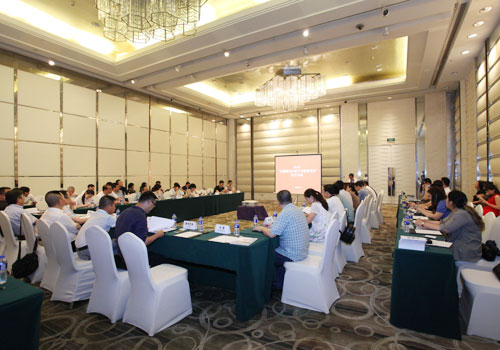 入圍服裝關聯(lián)產(chǎn)業(yè)創(chuàng)新項目 百聯(lián)裁片編號機上海推介