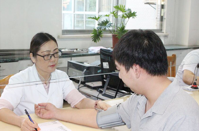 關(guān)心訂單更關(guān)心人，百聯(lián)用這項(xiàng)福利訴說(shuō)“人情味”