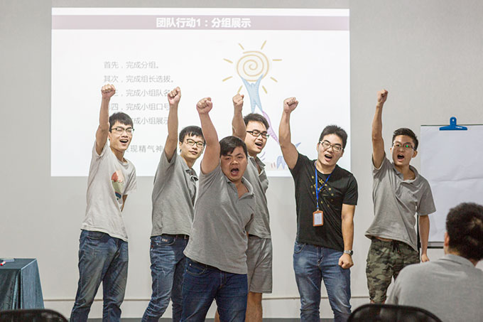 聯(lián)領(lǐng)智能打造人才“蓄水池” 青年人才訓(xùn)練營(yíng)首期開(kāi)課